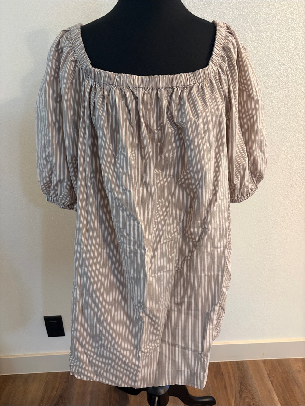 NWT Striped Off-Shoulder Puff Sleeve Dress - Cream/Beige - Old Navy